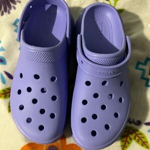 Platform crocs never used